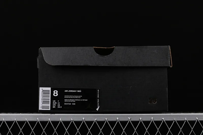 All Categories Air Jordan Jordan Series Basketball Shoes Air Jordan 1 Mid Air Jordan 1 Mid All White China Full First Layer Authentic Standard 554724-109